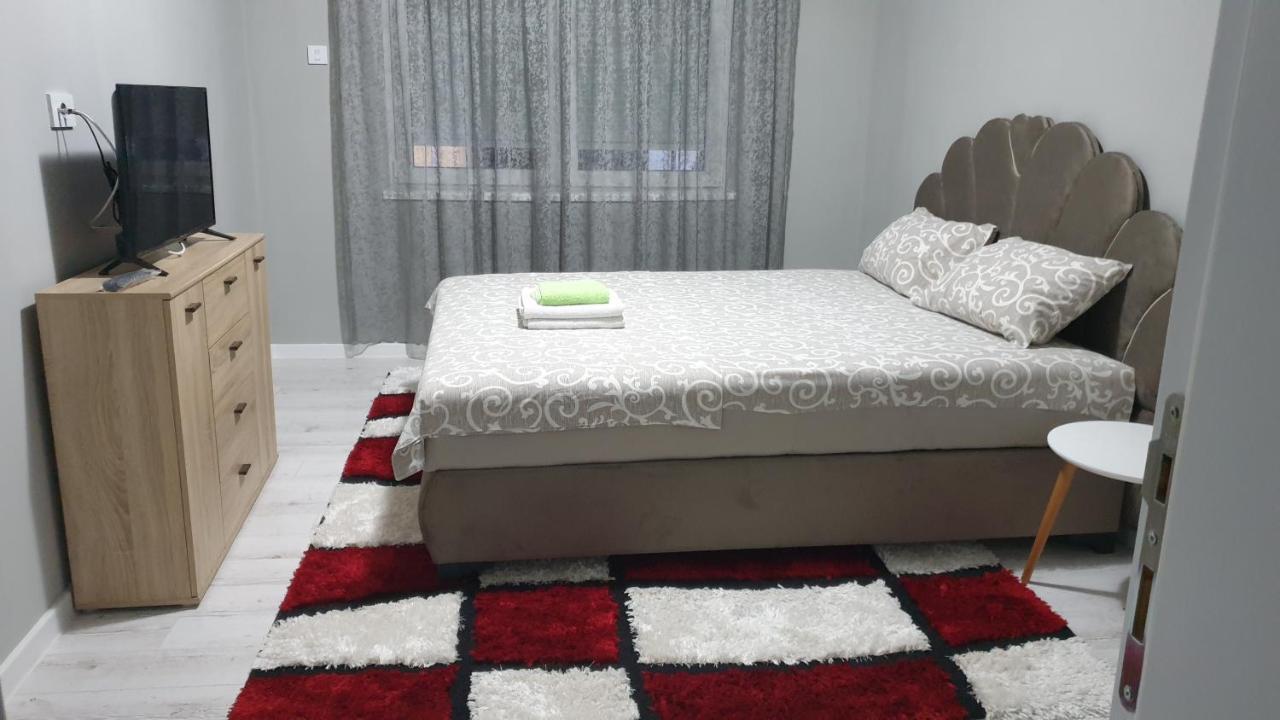 الشقق الفندقية Niفي  Apartman Sweet Dreams 2 المظهر الخارجي الصورة