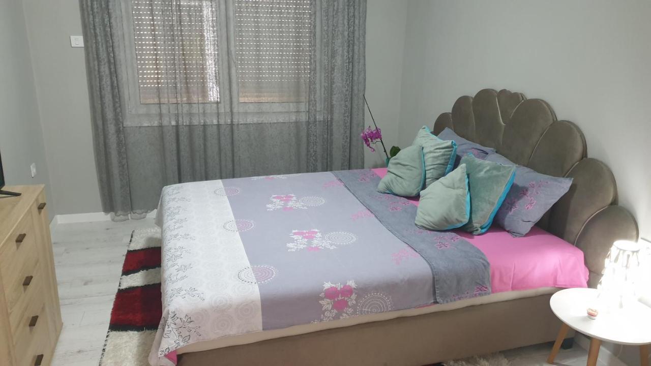 الشقق الفندقية Niفي  Apartman Sweet Dreams 2 المظهر الخارجي الصورة