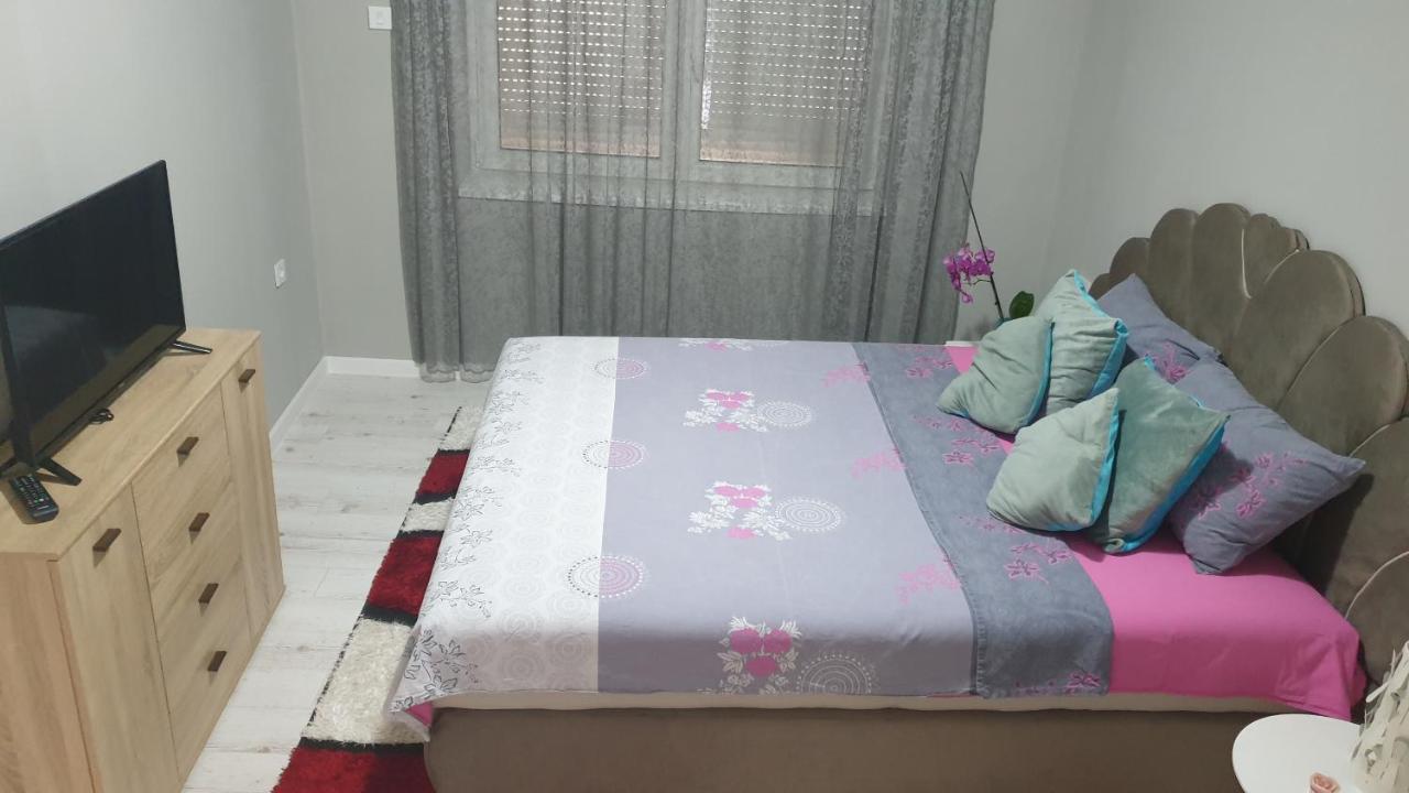 الشقق الفندقية Niفي  Apartman Sweet Dreams 2 المظهر الخارجي الصورة